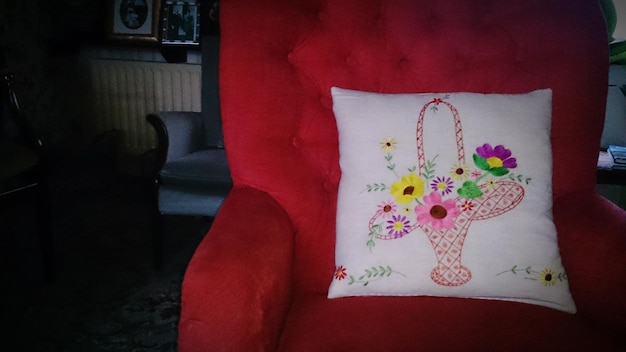 Haftowana poduszka